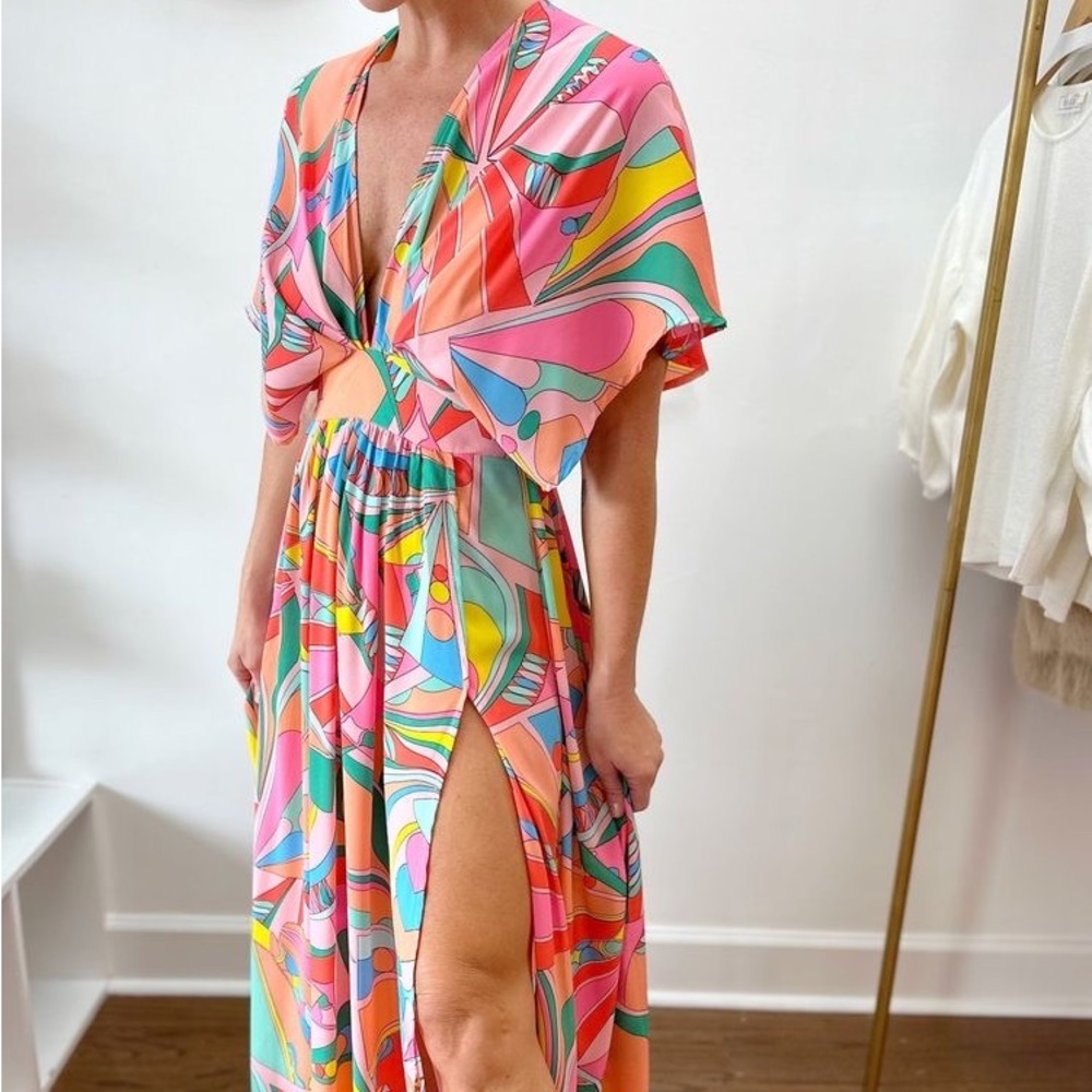 ✨24 HOUR SALE✨ Cocktails in Cabo Printed Maxi Dress - Picture 7 of 8